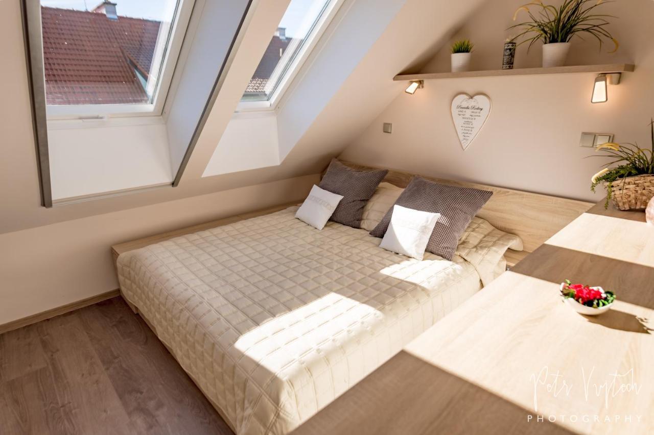 Apartman Na Lipne Frymburk Ngoại thất bức ảnh