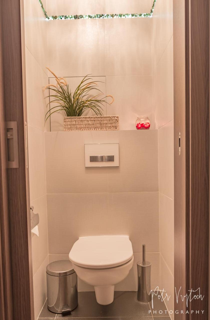 Apartman Na Lipne Frymburk Ngoại thất bức ảnh